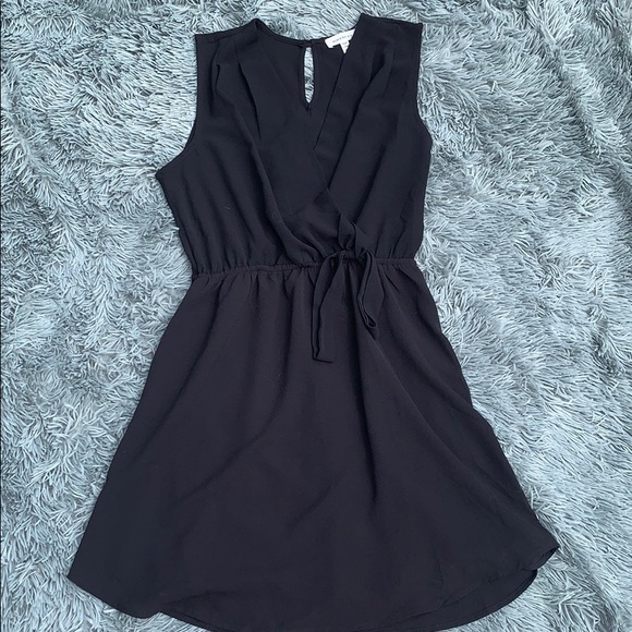 Black dress - Picture 1 of 2